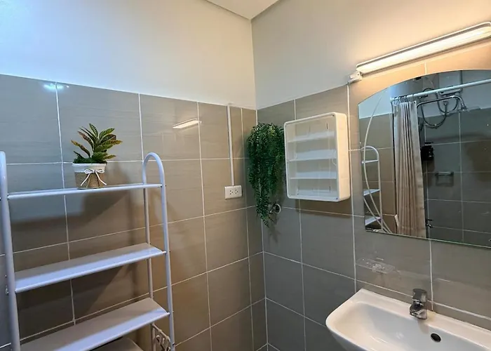 Zen Urban Near Moa & Naia Ps4 Netflix Apartment Manila